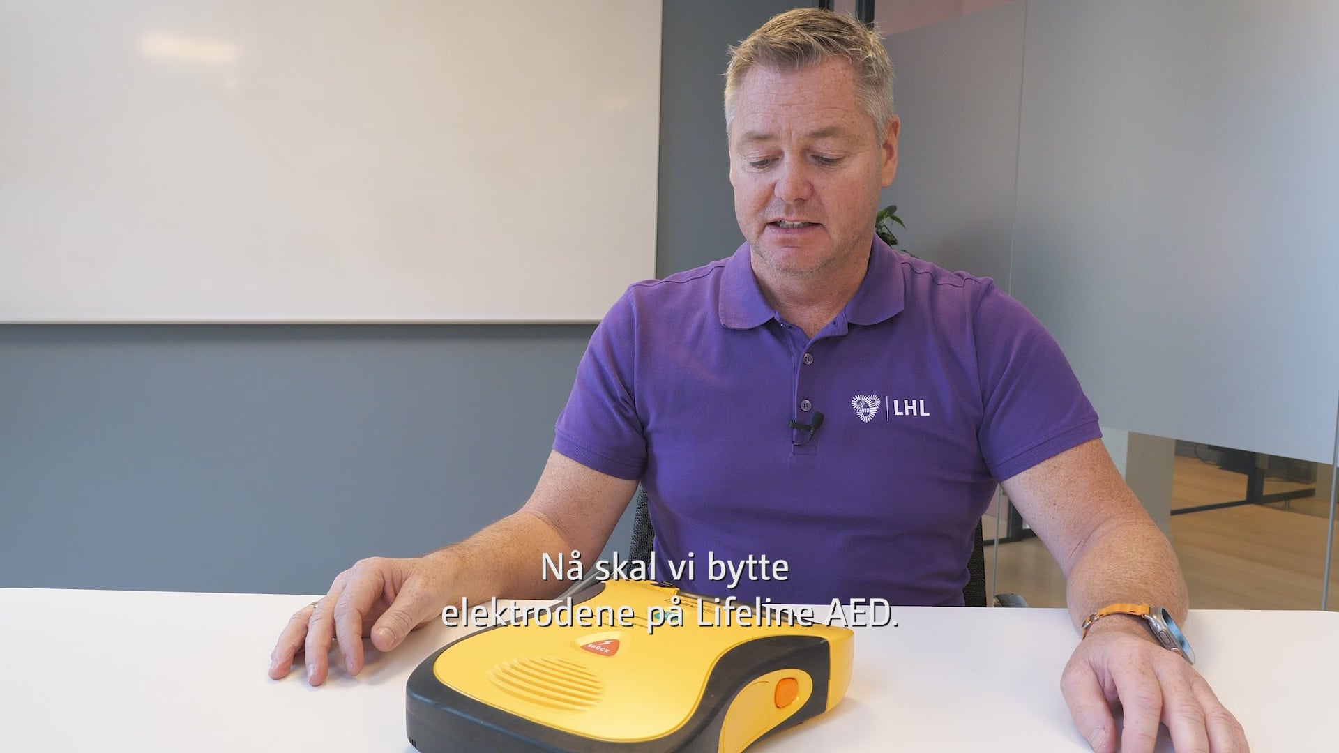 Last inn video: 